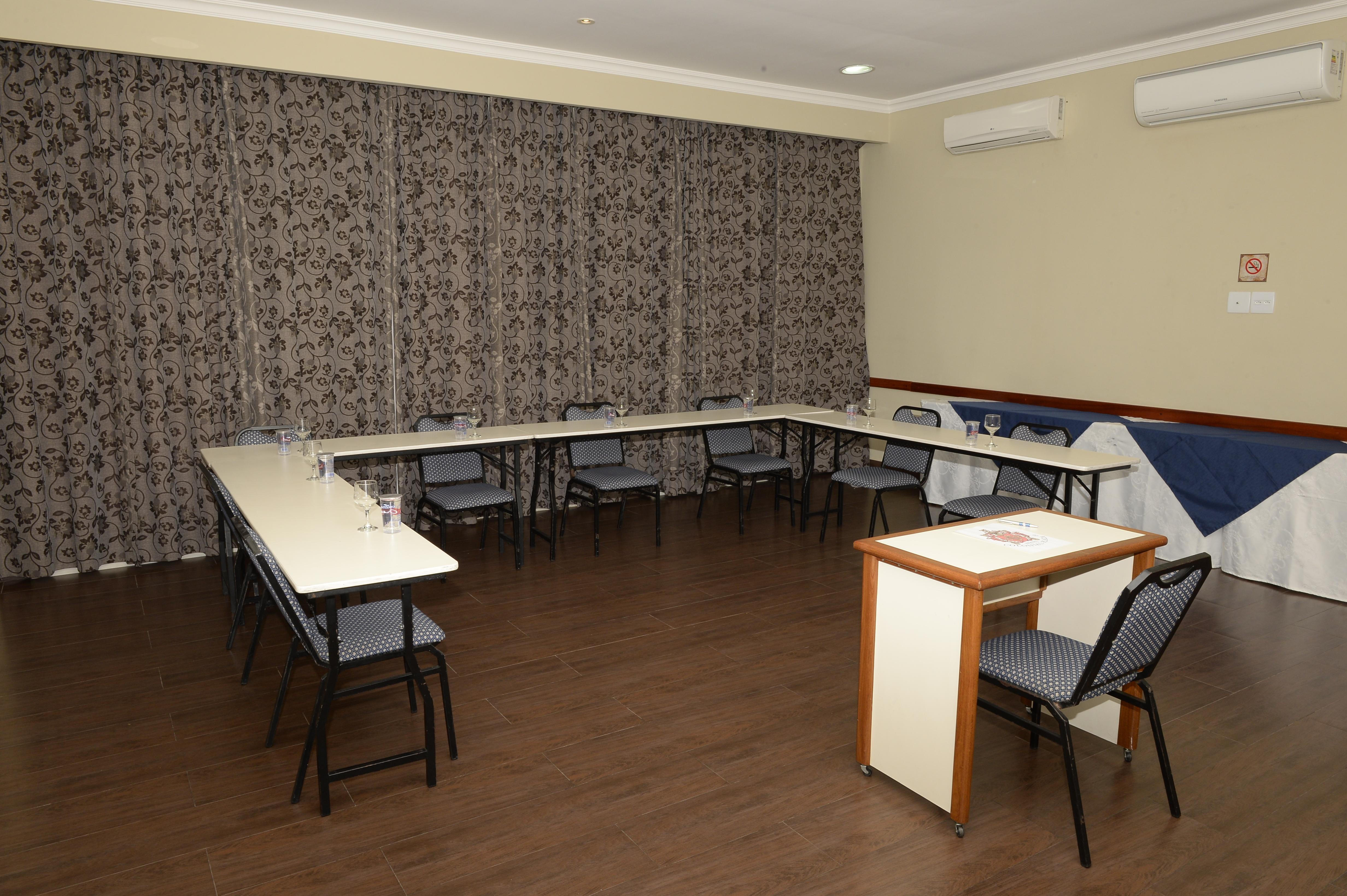 Hotel Colonial Plaza Иту Экстерьер фото