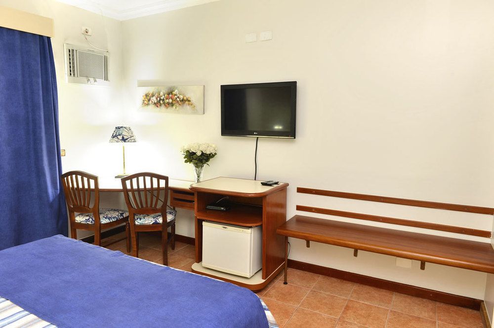 Hotel Colonial Plaza Иту Экстерьер фото